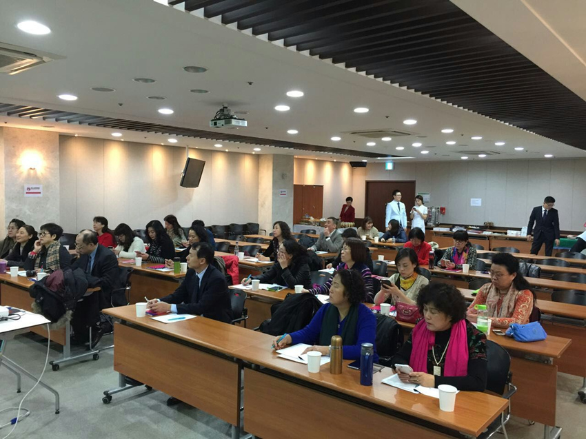 王建六教授、罗新教授及国内知名整形专家团队到访韩国参加《私密整形专题研讨会》及《2015韩国女性私密整形协会学术年会》